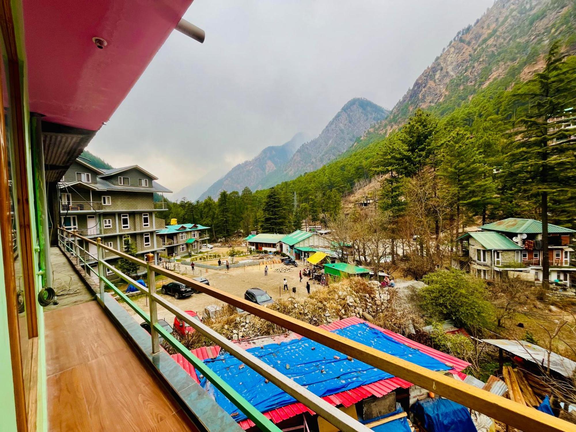Hotel Dream Valley Kasol #Near Mall Road #River View #Parking #Gaming Zone #Open Terrace #Restaurant 外观 照片