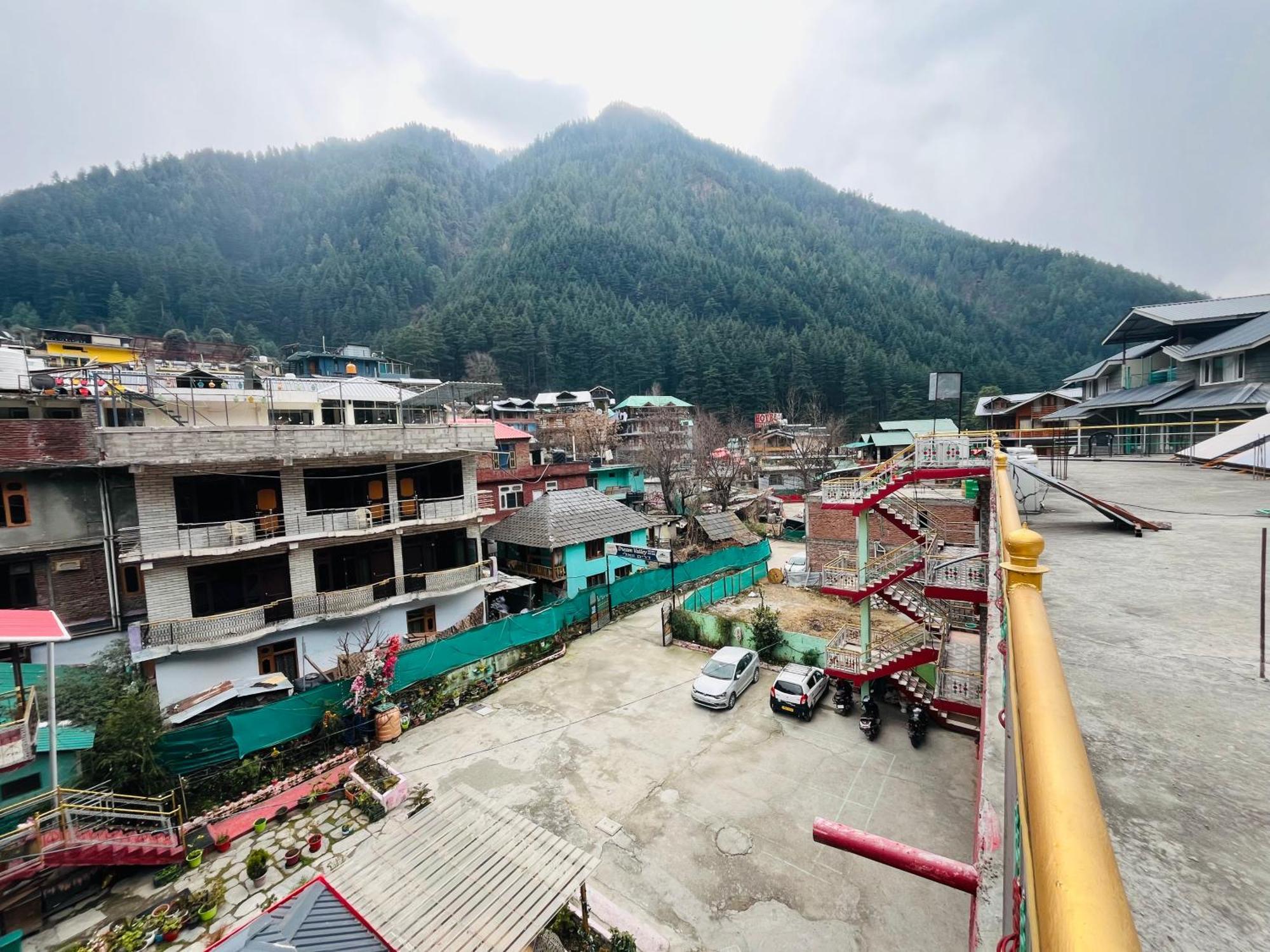 Hotel Dream Valley Kasol #Near Mall Road #River View #Parking #Gaming Zone #Open Terrace #Restaurant 外观 照片