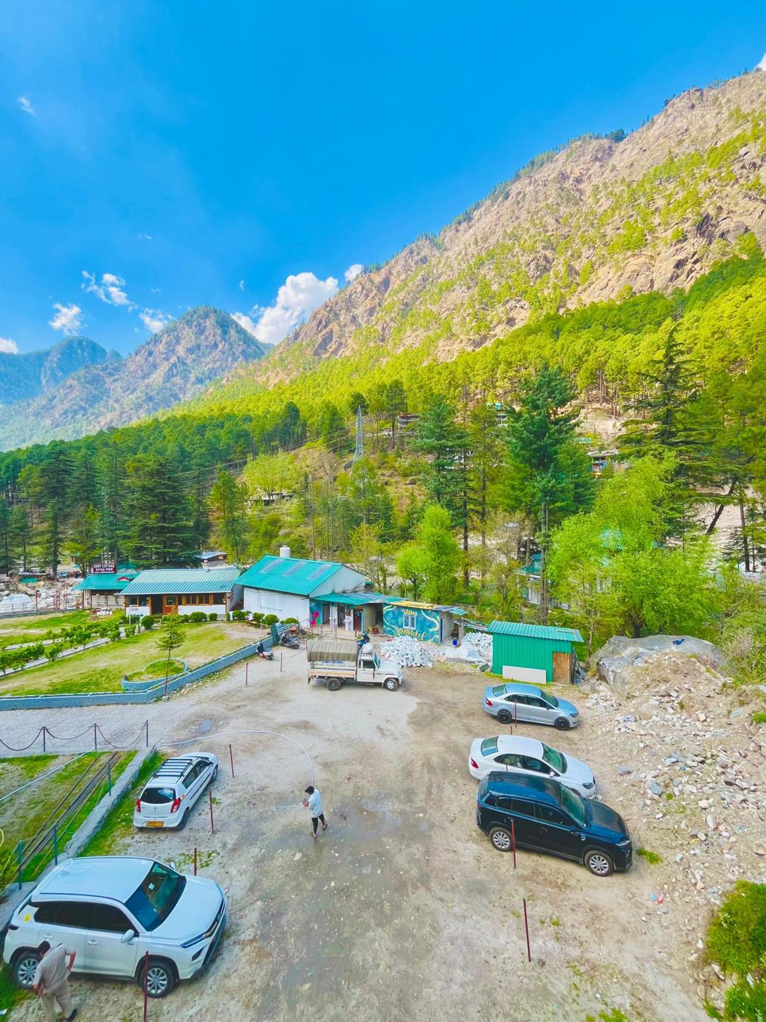 Hotel Dream Valley Kasol #Near Mall Road #River View #Parking #Gaming Zone #Open Terrace #Restaurant 外观 照片