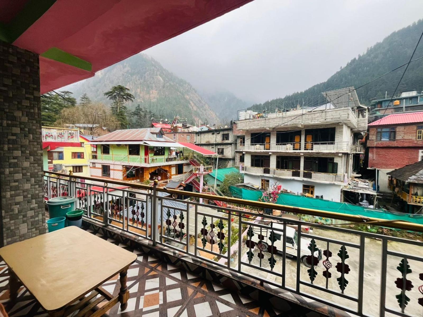 Hotel Dream Valley Kasol #Near Mall Road #River View #Parking #Gaming Zone #Open Terrace #Restaurant 外观 照片