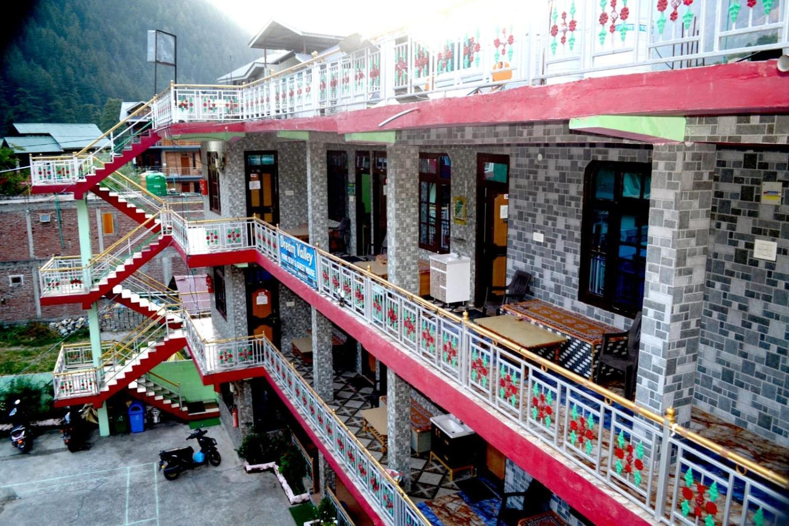 Hotel Dream Valley Kasol #Near Mall Road #River View #Parking #Gaming Zone #Open Terrace #Restaurant 外观 照片